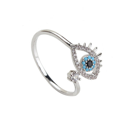 Anillo de diamantes con diseño de mal de ojo